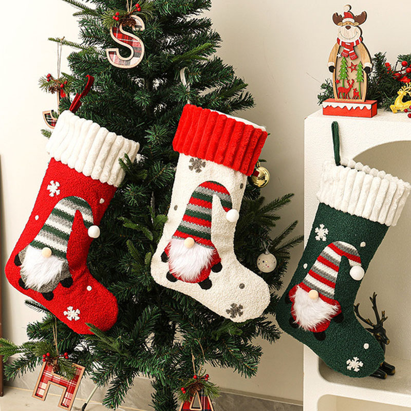 Christmas Stocking Hanging - 새로운 플러시 크리스마스 스토킹 장식품, 크리스마스